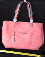 Load image into Gallery viewer, Large Pink Handbag W/ matching change purse