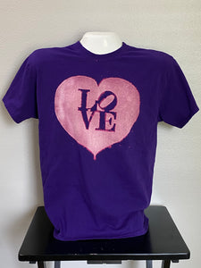 Love T-shirt