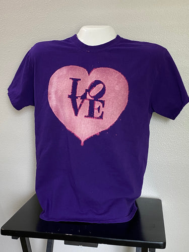 Love T-shirt